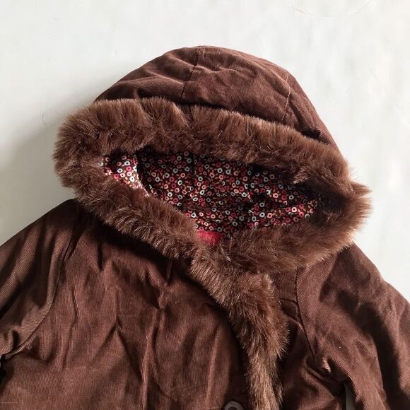 Babygap Braden corduroy faux fur trimmed jacket EUC 4T - Picture 2 of 7